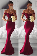 Elegant Off-the-Shoulder Burgundy Mermaid Prom Dress Gown for Special Occasions
