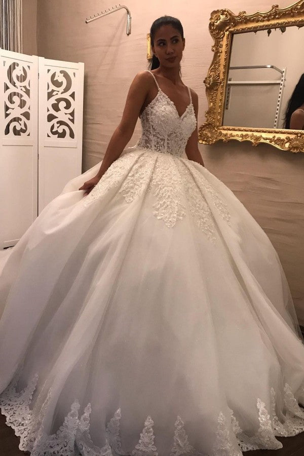 Elegant Spaghetti Strap V-Neck Floor-Length Ball Gown Wedding Dress with Lace Appliques