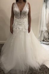 Elegant Lace Tulle A-Line Sleeveless Backless Wedding Dress Bridal Gown