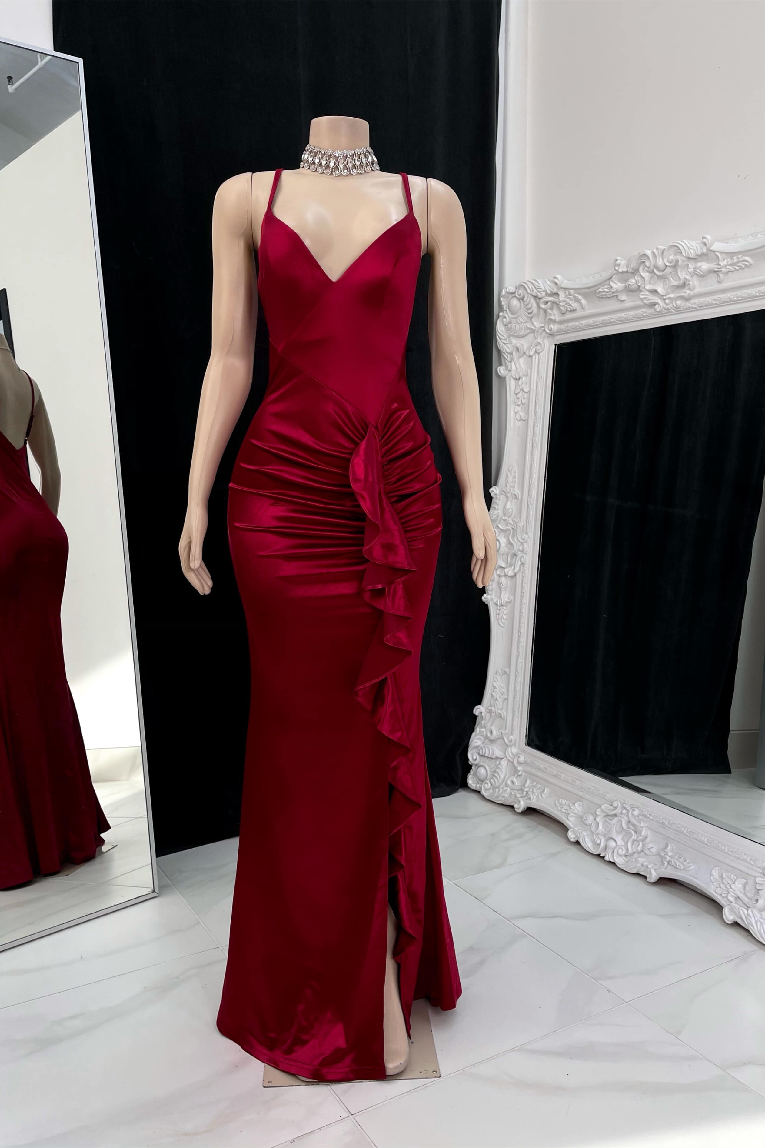 Elegant Burgundy Spaghetti Strap Prom Dress with Pleated Side Slit Design
