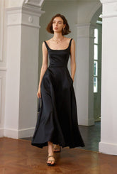 Audrey Hepburn Style Black 50s Vintage Dress with Pockets - DollyGown