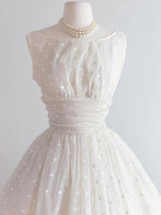 Bateau Neck Polka Dot Short Vintage Wedding Dress - DollyGown