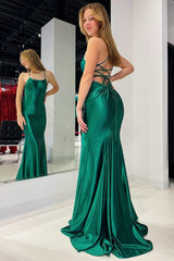 Emerald Green Lace-Up Mermaid Tight Prom Gown - DollyGown