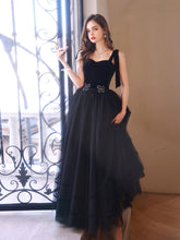 Elegant Black Sweetheart Tulle Floor-Length Prom Dress with Lace-Up Back