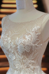Romantic Boat Neck Sheer Lace Top A-line Tulle Wedding Dress - DollyGown