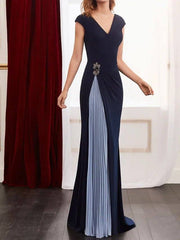 Elegant Color Block V-Neck Sleeveless Floor-Length Spandex Chiffon Pleated Beaded Gown
