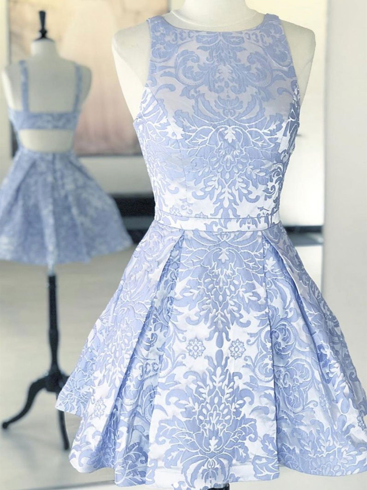 A-Line Round Neck Open Back Short Blue Lace Prom Homecoming Dress