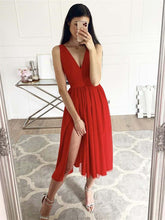 Elegant A-Line V-Neck Red Chiffon Tea-Length Prom Dress with Slit for Graduation
