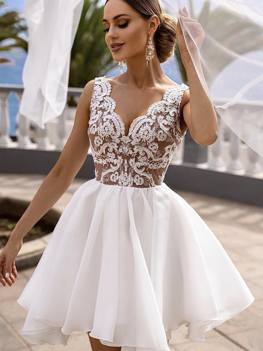 Elegant White Lace A-Line V-Neck Short Prom Dress for Graduation Homecoming