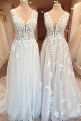 Sweetheart A-Line Wedding Dress Open Back Ruffles with Appliques Lace For Bridal