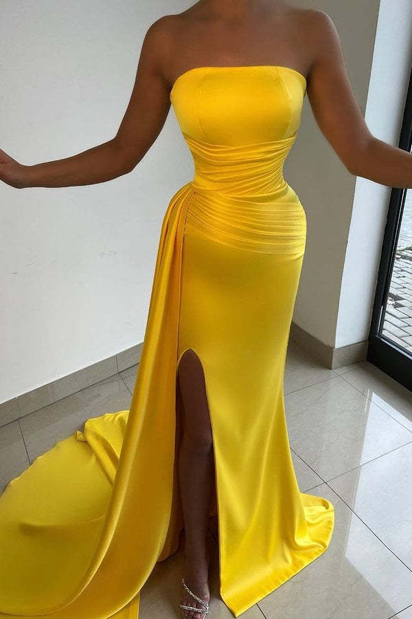 Elegant Light Yellow Strapless Sleeveless Pleated Split Prom Dress Gown