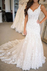 Glamorous Sweetheart Mermaid Wedding Dress with Appliques - Elegant Bridal Gown