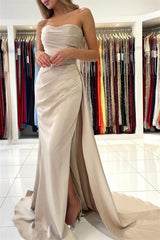 Elegant Strapless Mermaid Evening Dress with Split - Formal Occasion Gown