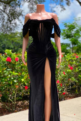 Elegant Off-the-Shoulder Velvet Black Long Prom Dress with Side Split Design