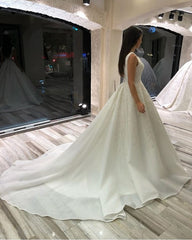 Elegant A-Line V-Neck Lace Wedding Dress, Sleeveless, Long, with Court Train