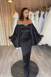 Elegant Black Long Sleeves Applique Pleated Evening Gown with Sweetheart Neckline