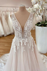 Elegant A-Line Wide Strap Tulle Floral Lace Floor-Length Wedding Dress for Brides