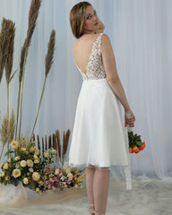 Knee Length A-Line V-Neck Lace Wedding Dress Elegant Bridal Gown