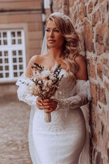 Sweetheart Mermaid Wedding Dress with Lace Bubble Sleeves and Train