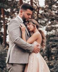 Elegant A-Line Spaghetti Strap Tulle Lace Long Wedding Bridal Dress