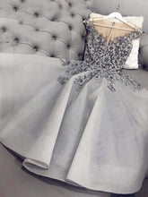 Elegant Gray Floral Lace A-Line Round Neck Short Prom Homecoming Dress