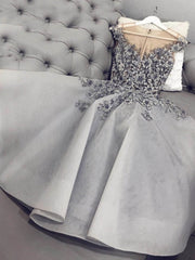 Elegant Gray Floral Lace A-Line Round Neck Short Prom Homecoming Dress