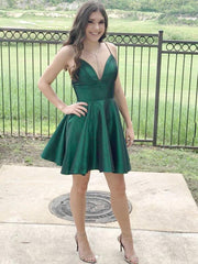 Cute V-Neck Green Short Prom Homecoming Dress Timeless Evening Elegance