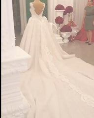 Elegant Spaghetti Strap Sweetheart A-Line Backless Wedding Dress with Lace