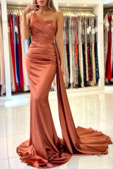 Elegant Burnt Orange One-Shoulder Mermaid Prom Dress with Flowing Ruffles