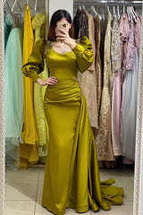 Elegant Sweetheart Mermaid Evening Dress with Long Sleeves and Exquisite Beading Details