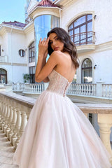 Elegant Sweetheart Sleeveless Prom Dress with Beaded Tulle A-Line Skirt