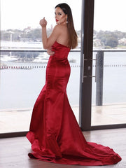 Elegant Red V-Neck Mermaid Prom Dress with High Split for Special Occasions