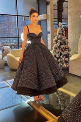 Sparkling Sweetheart Ball Gown Prom Dress with Beaded Lace Straps and Tulle