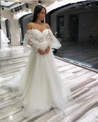Elegant A-Line Off-Shoulder Long Sleeve Lace Appliques Tulle Wedding Dress