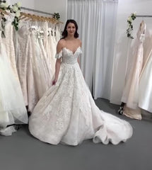 Elegant A-Line Spaghetti Strap Backless Tulle Lace Wedding Dress