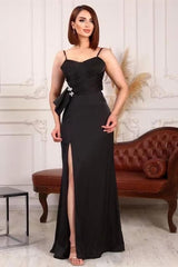 Elegant Spaghetti-Strap Mermaid Prom Dress with Slit for Special Occasions
