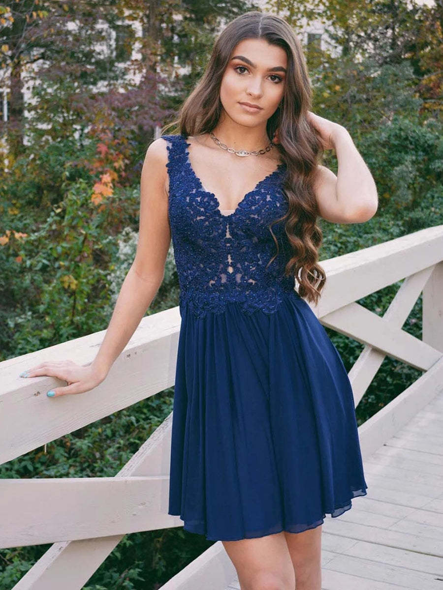 Elegant Navy Blue Lace Short Homecoming Prom Dress V-Neck Graduation Evening