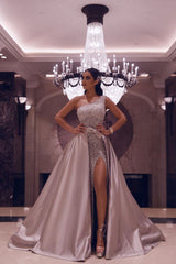 Elegant Silvery One-Shoulder Mermaid Prom Dress with Sequin Embellishments and Slit