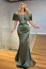 Elegant Green Off-Shoulder Long Sleeve Prom Dress with Exquisite Beading Details