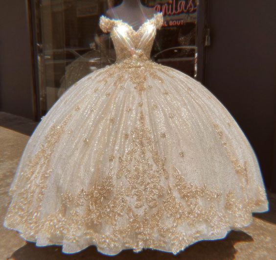 Tulle Quinceanera Ball Gown with Lace-Up Back Built-In Bra