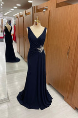 Elegant Dark Navy V-Neck Pleated Prom Dress with Rhinestone Straps