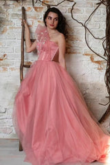 Elegant One-Shoulder Sleeveless Tulle Prom Gown with Exquisite Appliqués