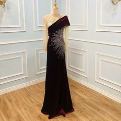 Elegant Grape Applique One-Shoulder Prom Dress with Sequin Bead Embellishments