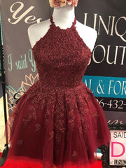 Elegant Halter Neck Backless Short Burgundy Lace Prom Dress for Homecoming