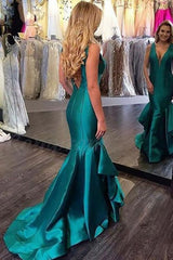 Elegant Satin Mermaid Prom Dress with V-Neck and Flowing Layered Skirt