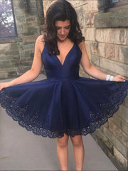 Navy Blue Lace V-Neck Short Homecoming Prom Dress Graduation Evening Gown