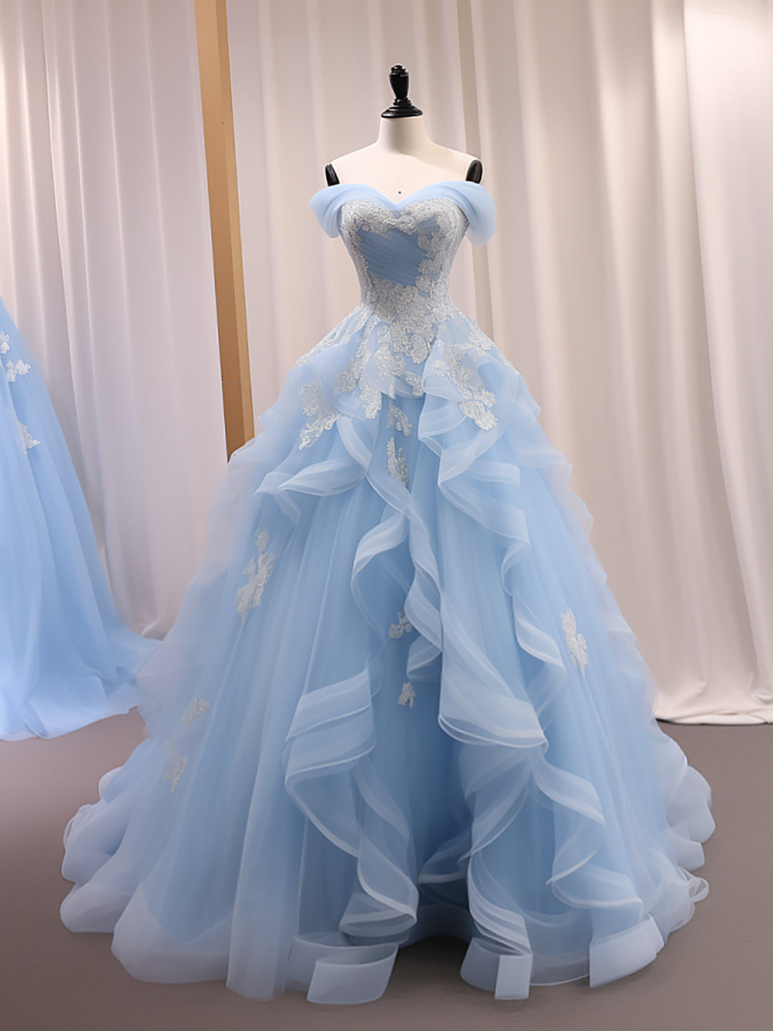 A-Line Sweetheart Neck Tulle Lace Blue Long Prom Dress
