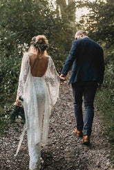 Romantic Bat Sleeve Lace Sheath Wedding Dress Bridal Gown for Women