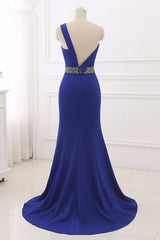 Elegant Royal Blue One-Shoulder Mermaid Prom Dress with Beaded Back Design