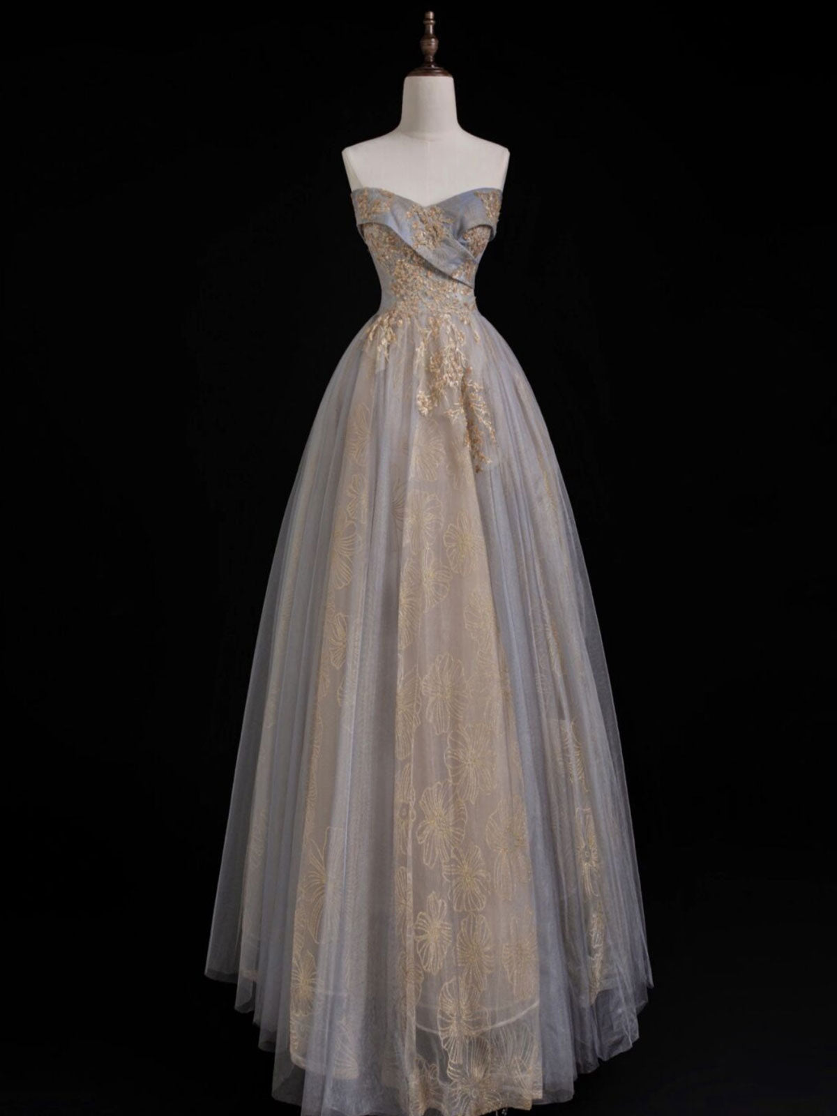 Elegant Gray Blue Long Prom Dress with Sweetheart Neckline Designed